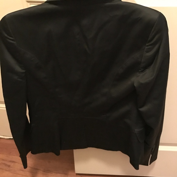 BeBe suits Red and Black same styles. - Picture 5 of 11